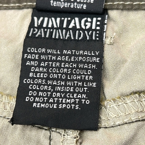 Kuhl Men’s Size 40 Ambush Cargo Shorts Patina Dye Army Green Outdoor Hiking Rock - Picture 13 of 15